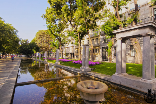 El Paseo del Prado: Donde el Arte y el Misterio Convergen